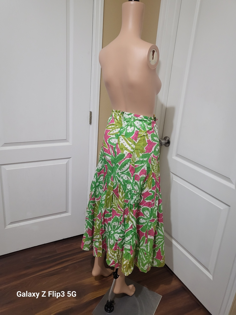 Vintage Designer Collection Tropical Floral Skirt - Bright Pink & Green Skirt - Picture 4 of 12